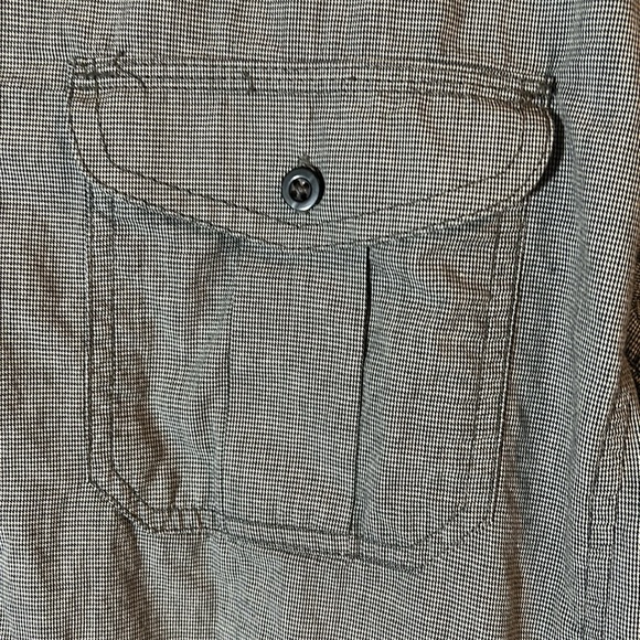 Men's Black Button-Up Shirt - Picture 3 of 8